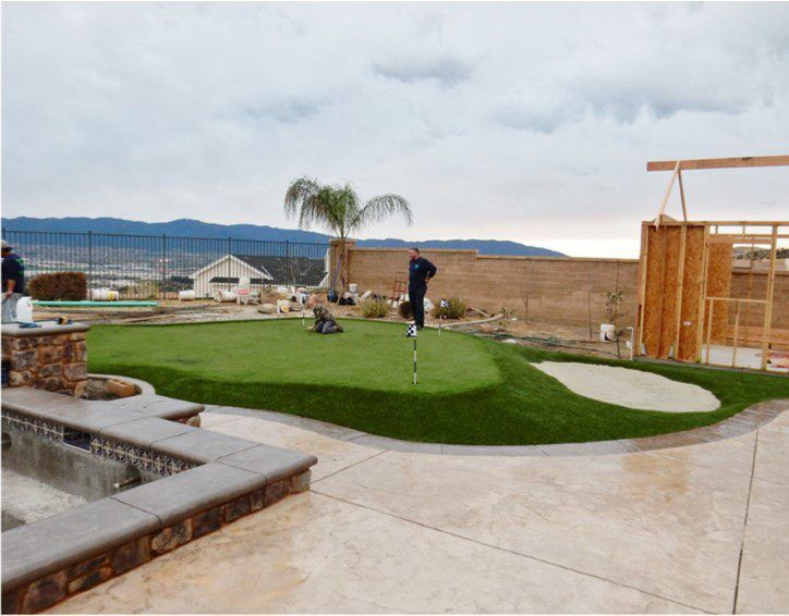 Artificial Grass Lawn Pad, Golf, Sports & Playground Pads, inland Empire