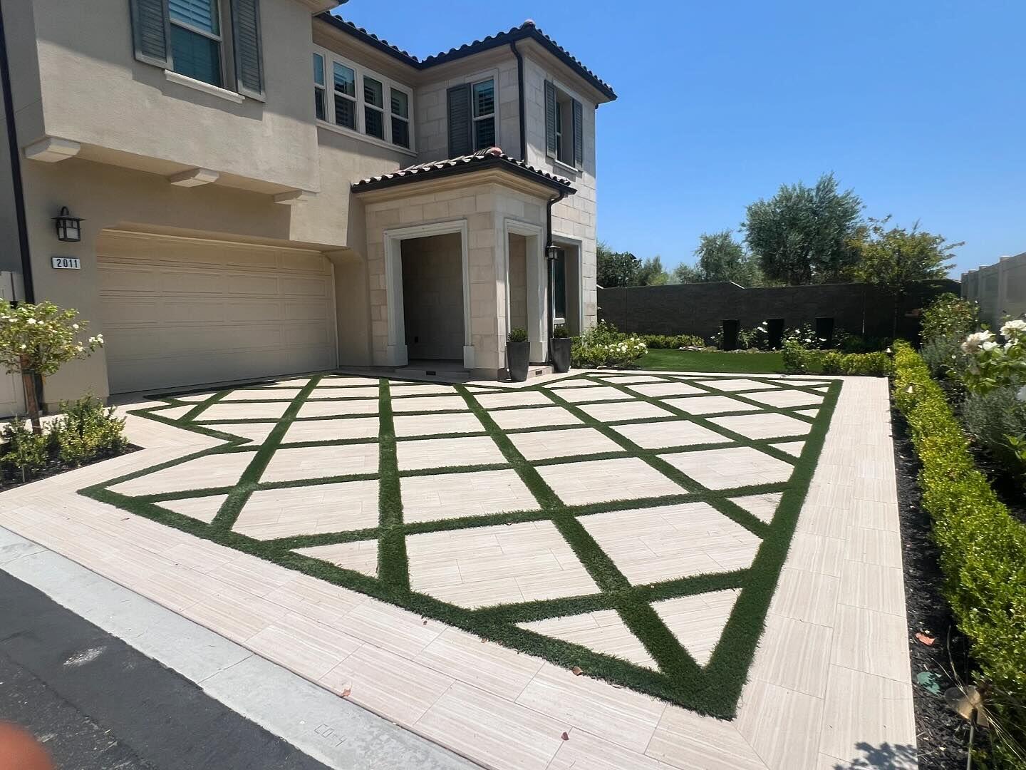 Pavers & Artificial Grass for Patios & Driveways, Inland Empire, CA